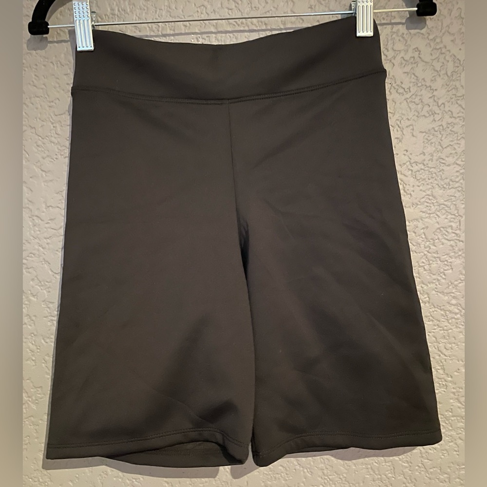 NWOT Good American Sculpt  Biker Shorts in Black Size M - Picture 3 of 6